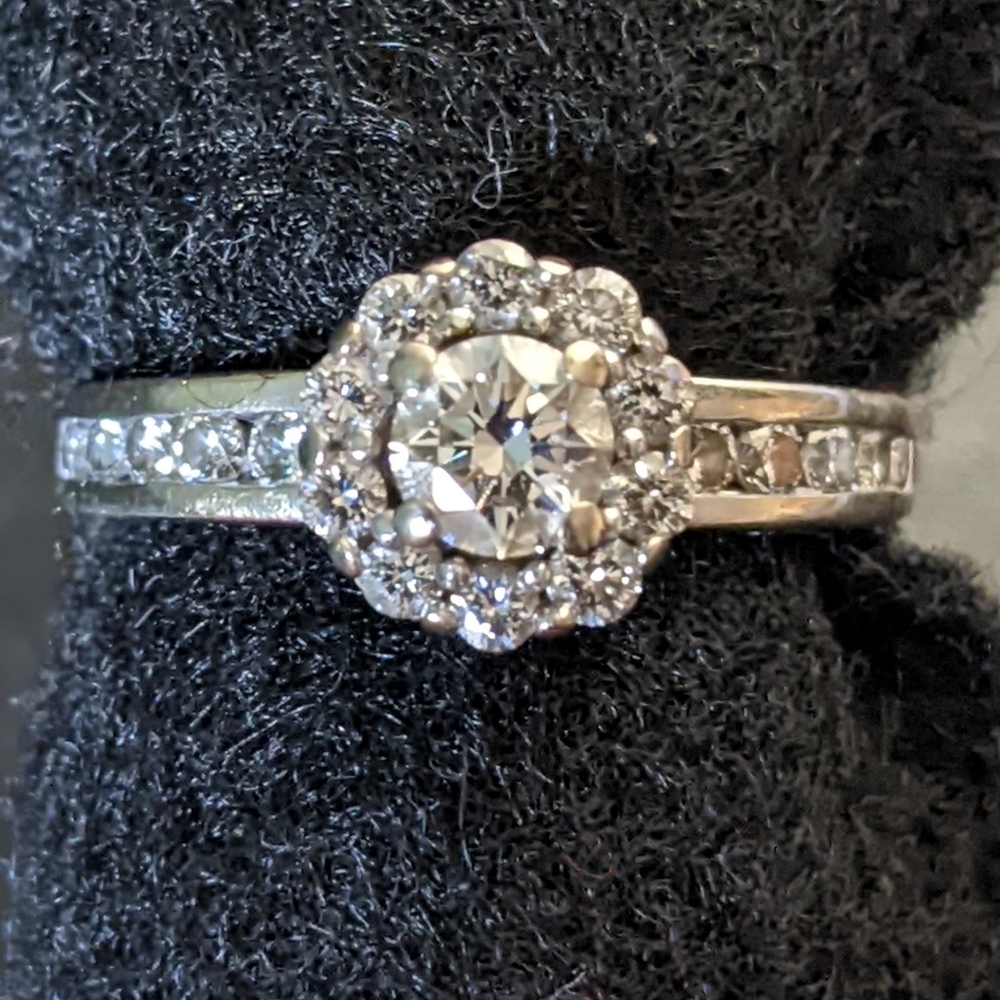 KAY JEWELERS 14WG OS DIAMOND ENGAGEMENT RING